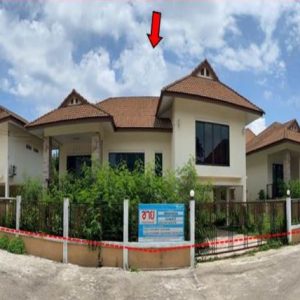 Land with buildings in Surat Thani