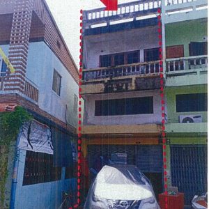 Land with buildings in Nakhon Pathom