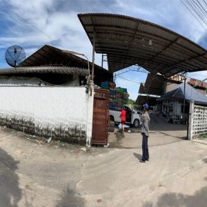 Land with buildings in Nakhon Pathom