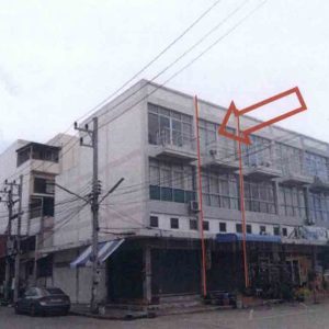 Land with buildings in Samut Sakhon