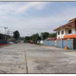 Land with buildings in Sukhothai
