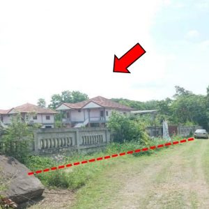 Land with buildings in Nakhon Ratchasima