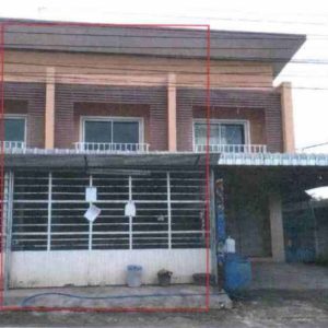 Land with buildings in dry