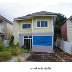 Land with buildings in Surat Thani