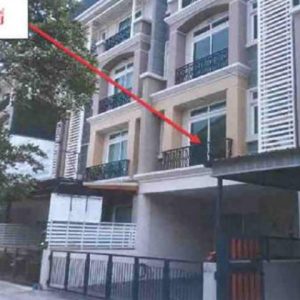 Land with buildings in Bangkok