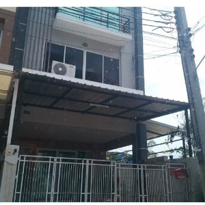 Land with buildings in Bangkok