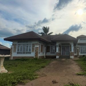 Land with buildings in Nakhon Phanom