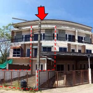 Land with buildings in Ubon Ratchathani