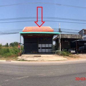 Land with buildings in Kamphaeng Phet