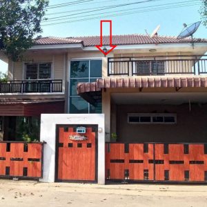 Land with buildings in Kamphaeng Phet