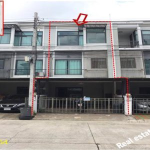 Land with buildings in Bangkok