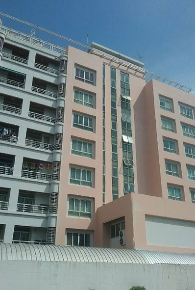 Land with buildings in Nakhon Si Thammarat _photo