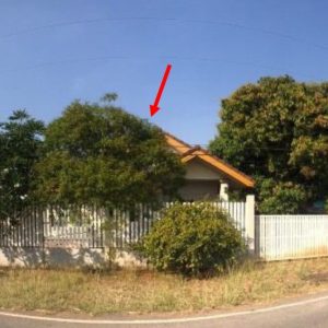 Land with buildings in Saraburi