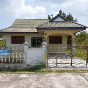 Land with buildings in Chonburi