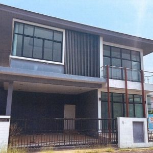 Land with buildings in Nakhon Ratchasima