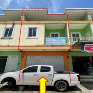 Land with buildings in Surat Thani