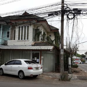 Land with buildings in Nonthaburi