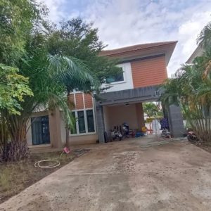 Land with buildings in Ubon Ratchathani