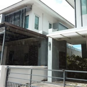 Land with buildings in Chiang Mai