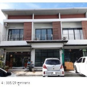 Land with buildings in Nakhon Si Thammarat