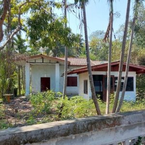 Land with buildings in Samut Songkhram