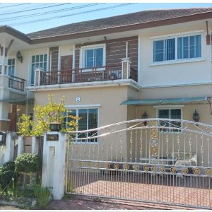 Land with buildings in Chonburi