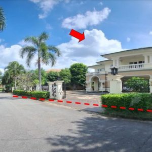 Land with buildings in Nakhon Ratchasima