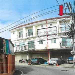 Land with buildings in Nakhon Ratchasima