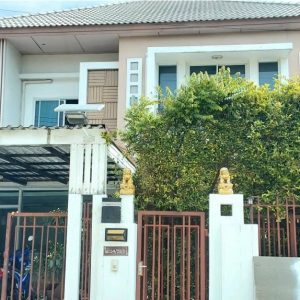 Land with buildings in Nakhon Ratchasima