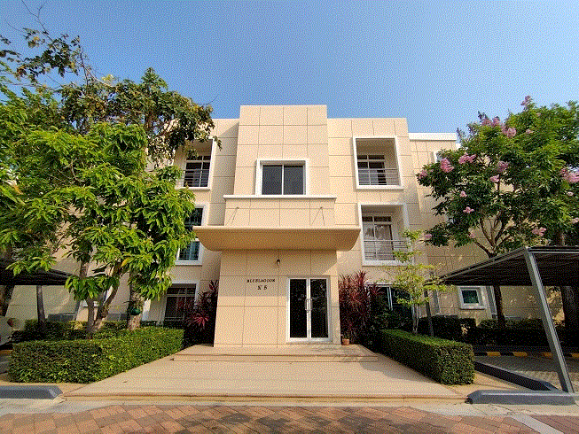Real Estate from Banks _photo