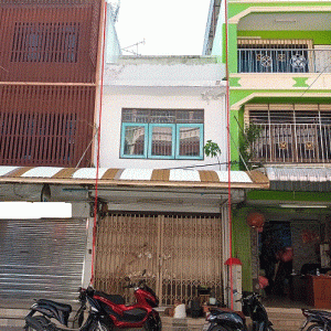 Commercial building