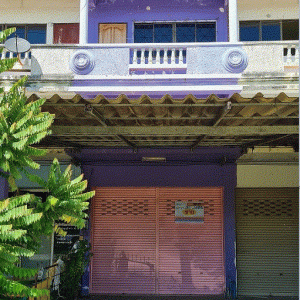 Commercial building