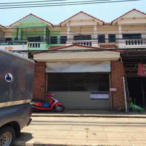 Commercial building