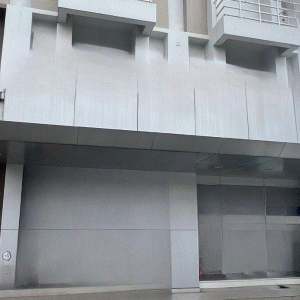 Commercial building