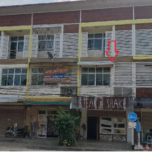 Commercial building