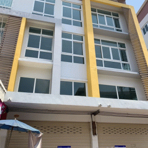 Commercial building