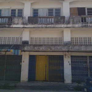 Commercial building