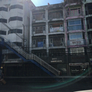 Commercial building