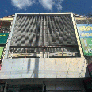 Commercial building