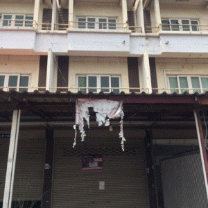Commercial building