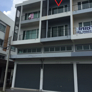 Commercial building