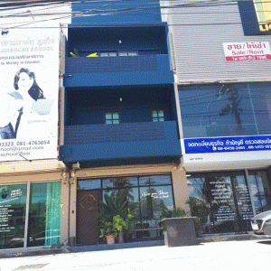 Commercial building