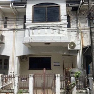 Commercial building