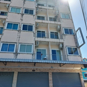 Commercial building