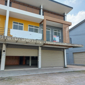 Commercial building