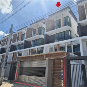 03 Townhouse