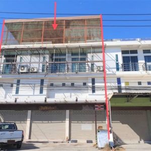 04 Commercial Building