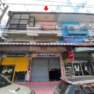04 Commercial Building