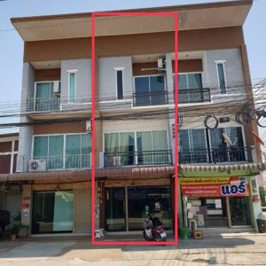 04 Commercial Building