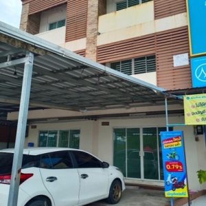 04 Commercial Building